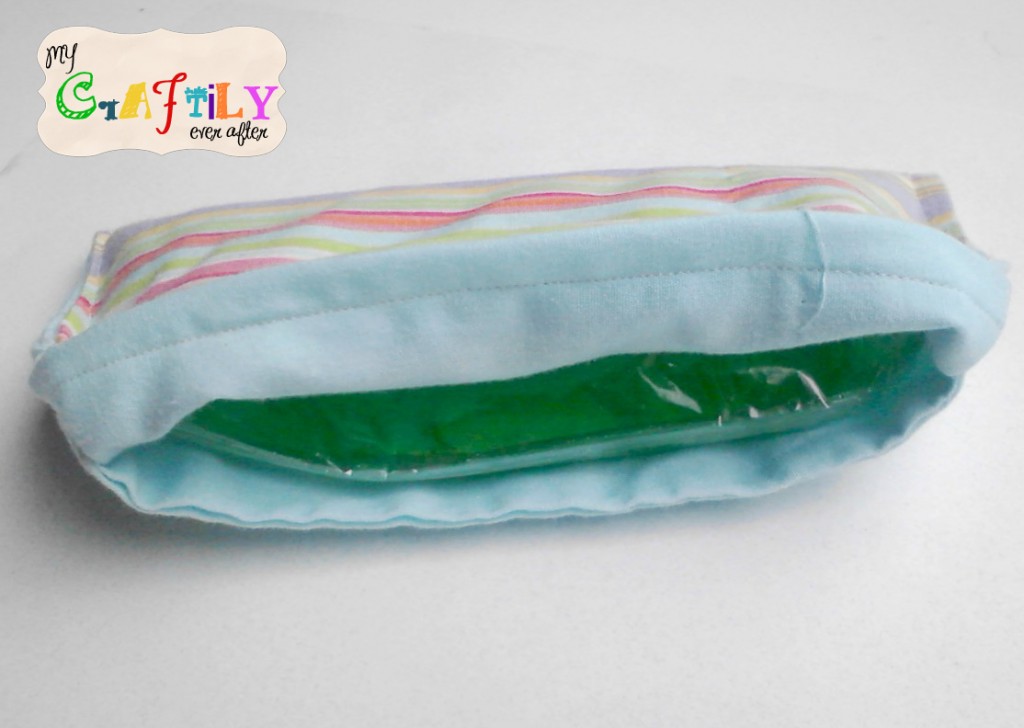 Open Striped Ice Pack