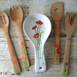 Stenciled kitchen supplies make the perfect housewarming gift!  Create a set to match any home decor style.  Learn more at My Craftily Ever After