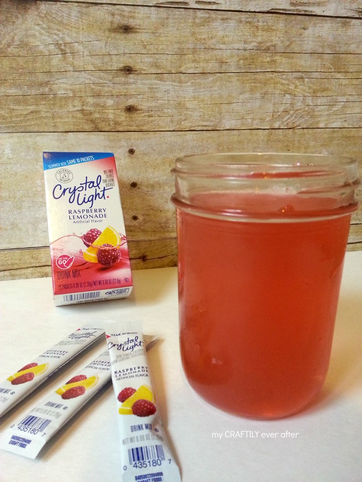 raspberry lemonade fizz made with crystal light #shop #platinumpoints