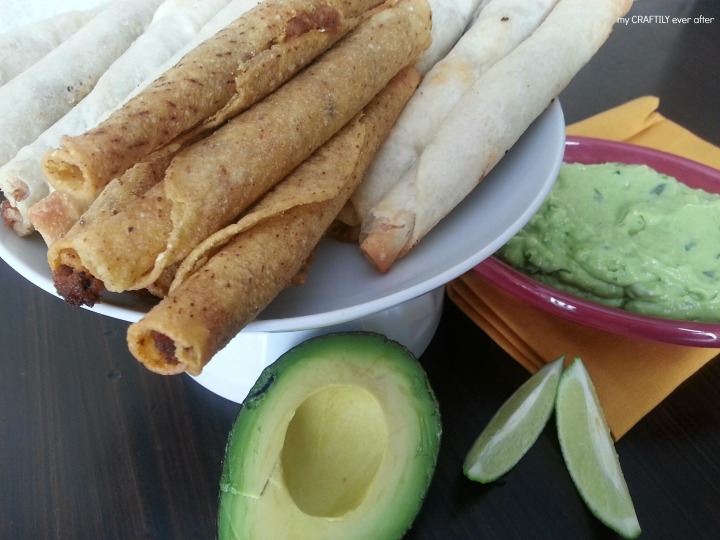 Easy five minute avocado crema that goes great with taquitos