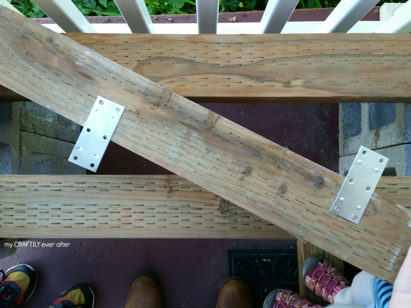 how to install a floating beam in a cinder block bench